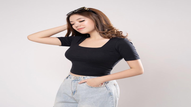 Tren Busana Atasan Wanita Modern: Inspirasi Baju Pendek Kekinian